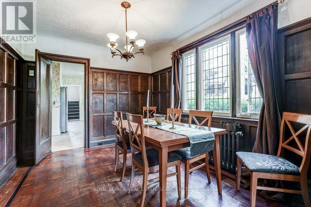 2 LARKIN AVENUE - 11