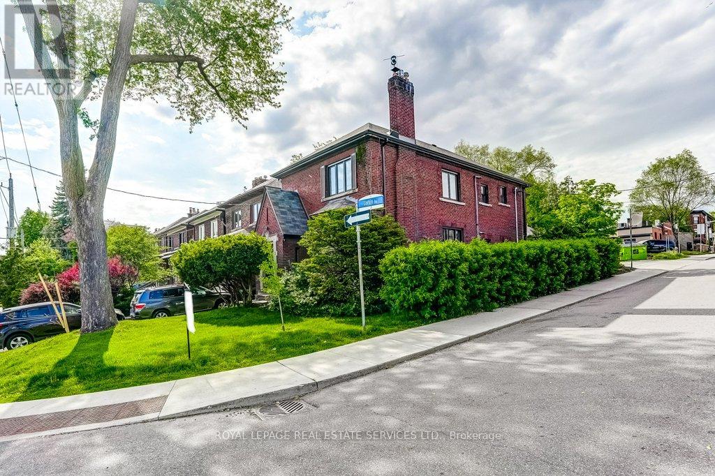 2 LARKIN AVENUE - 3