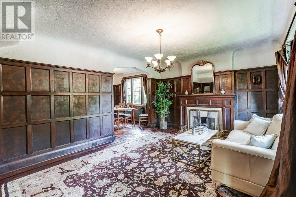 2 LARKIN AVENUE - 8