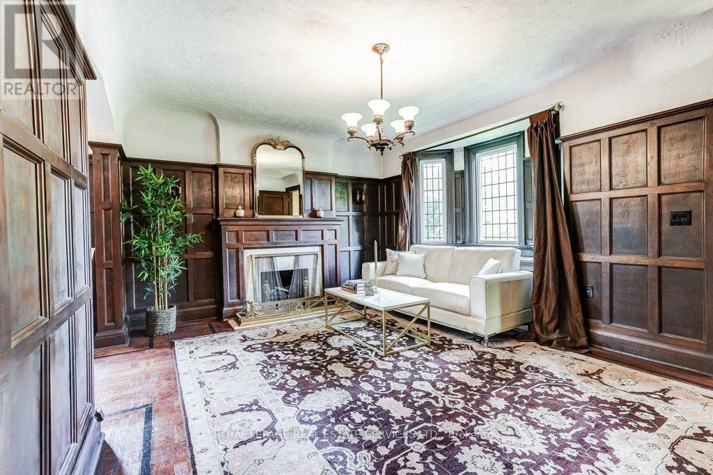 2 LARKIN AVENUE - 9