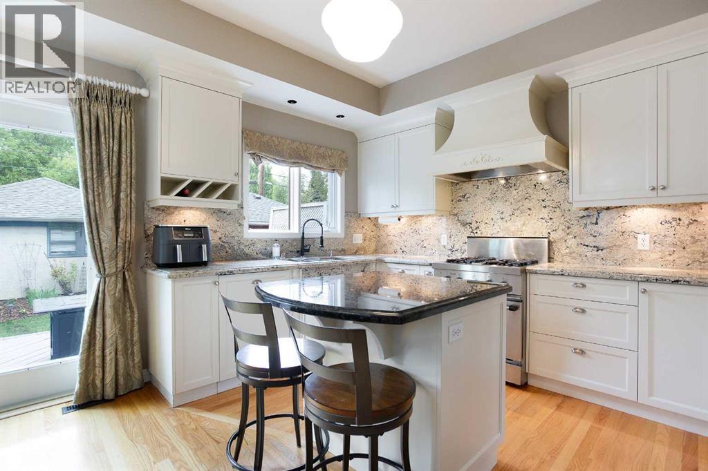 1730 7 Avenue NW - 9