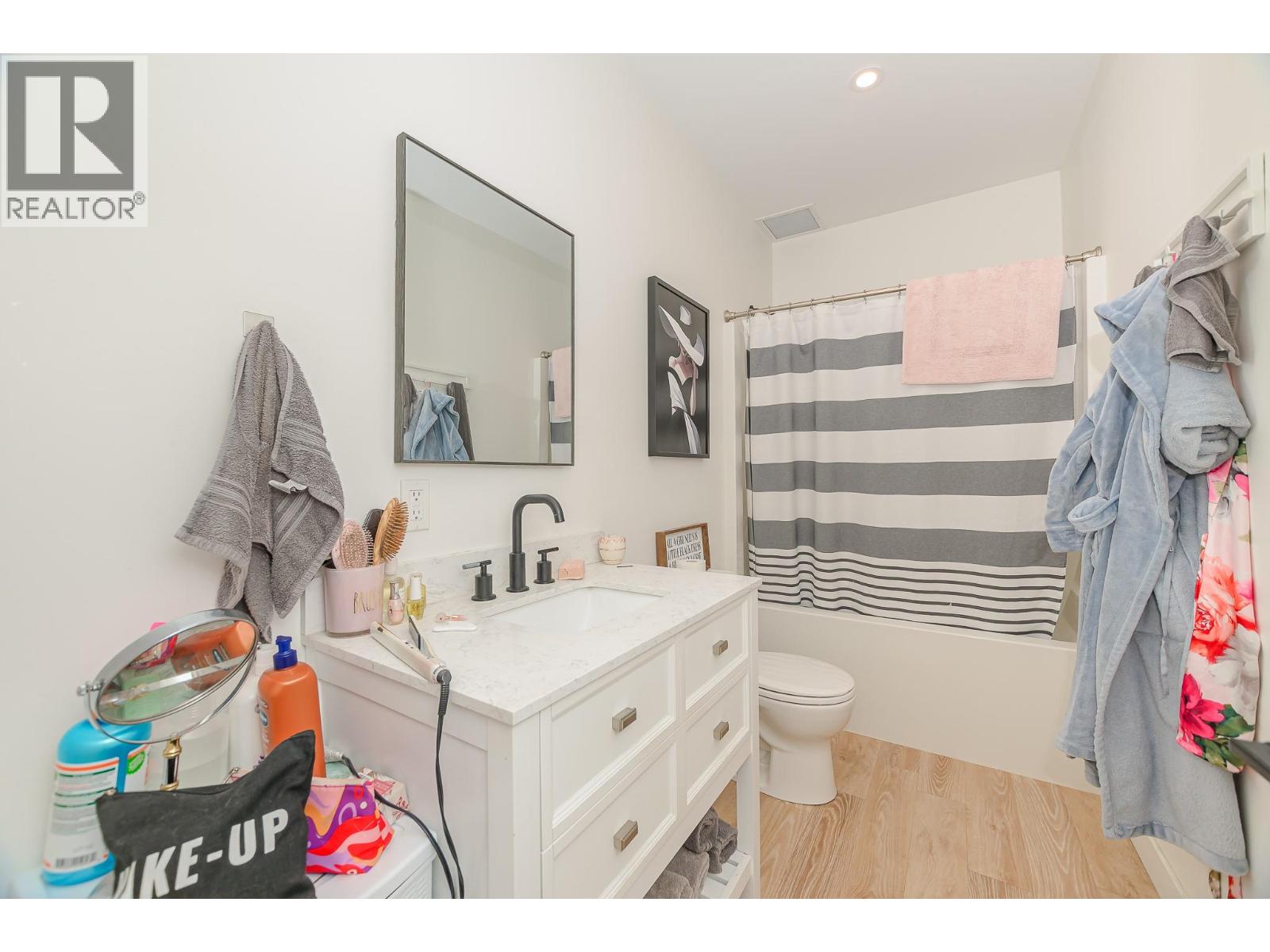  952 Ridgewood Drive, Enderby