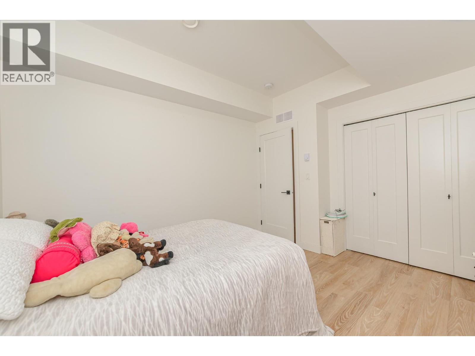 952 Ridgewood Drive - 38