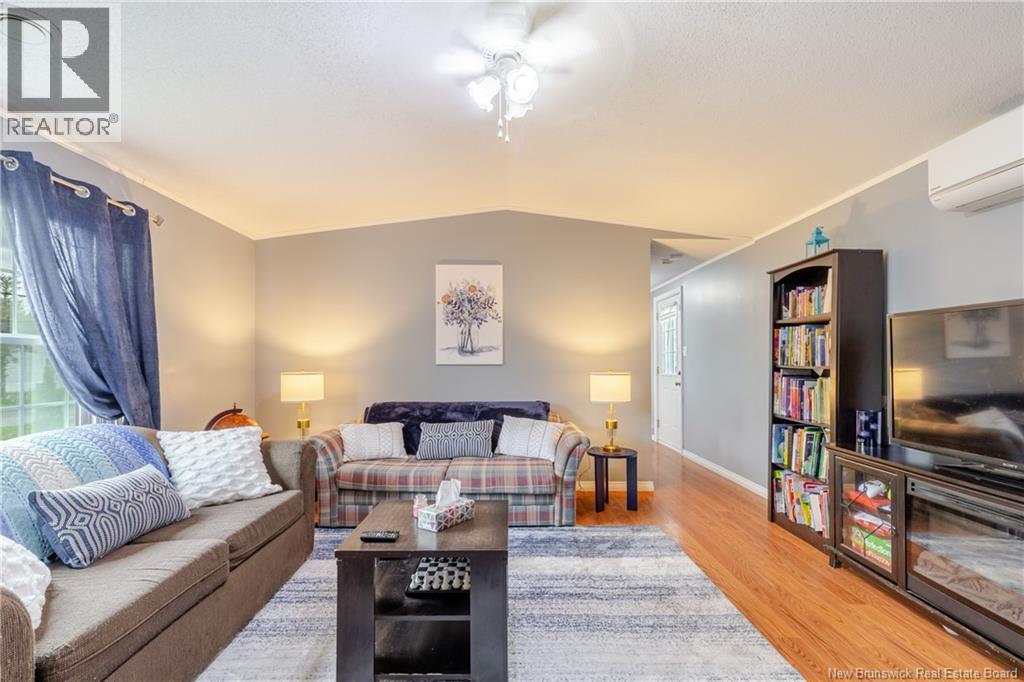 2 Wood Avenue - 17