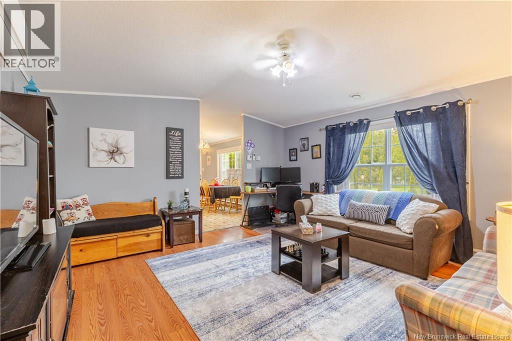 2 Wood Avenue - 19