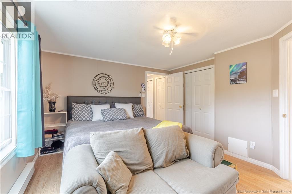 2 Wood Avenue - 22