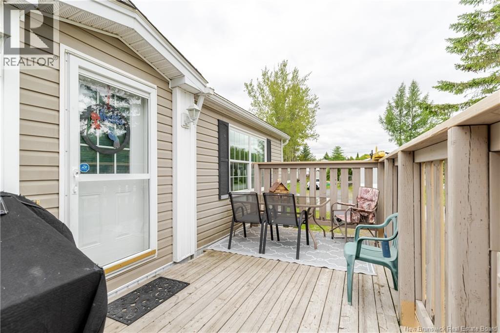 2 Wood Avenue - 33