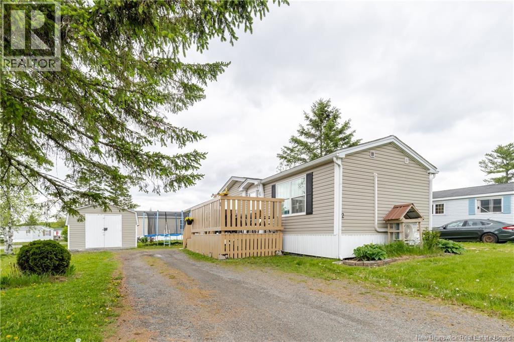 2 Wood Avenue - 37