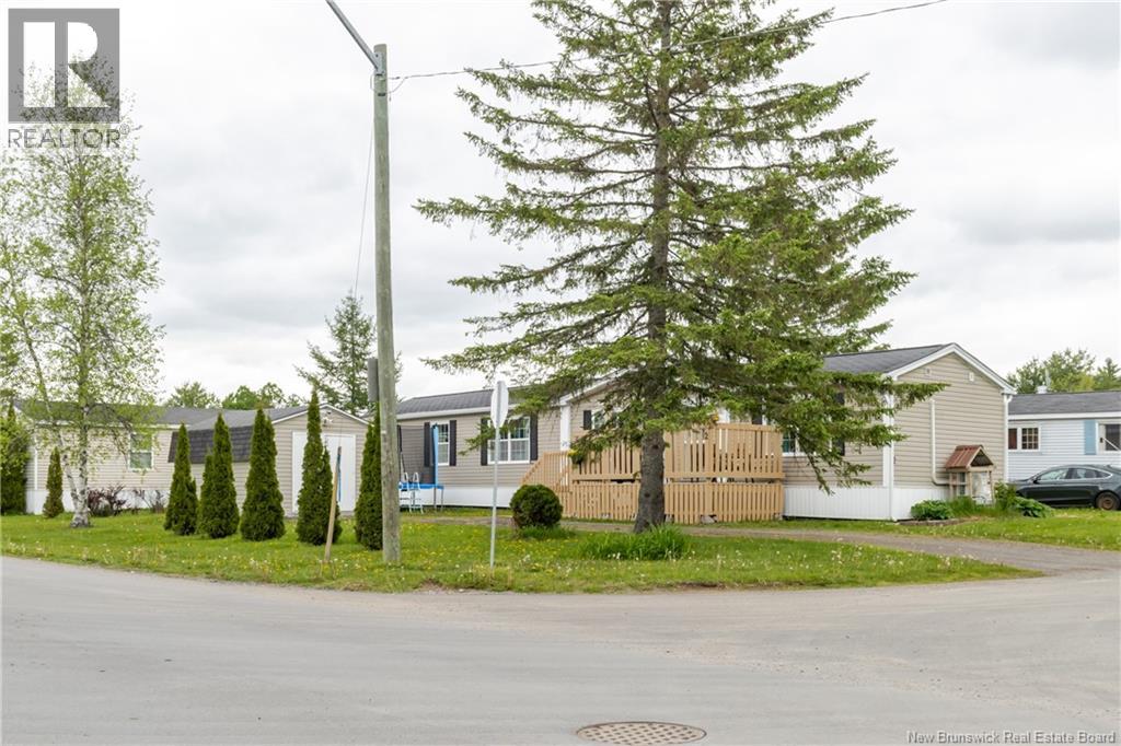 2 Wood Avenue - 38