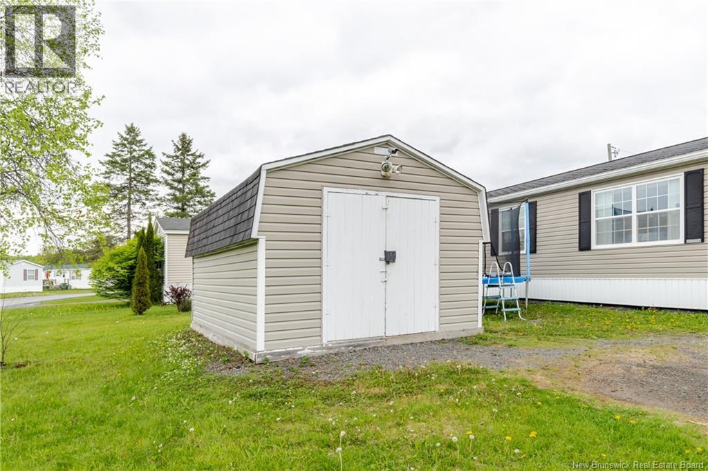 2 Wood Avenue - 43