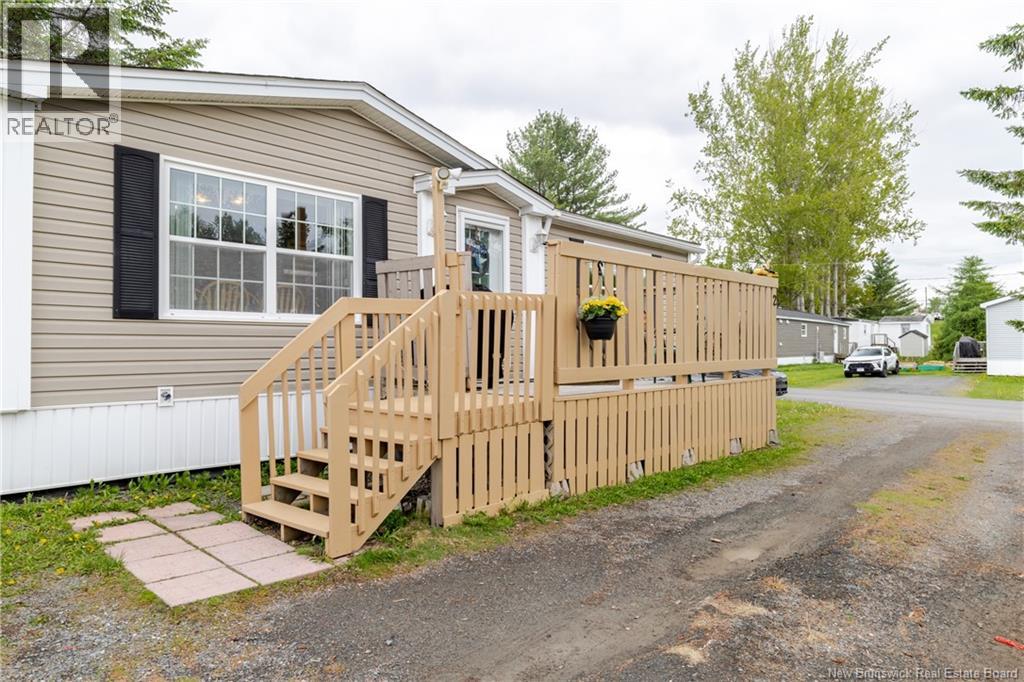 2 Wood Avenue - 44