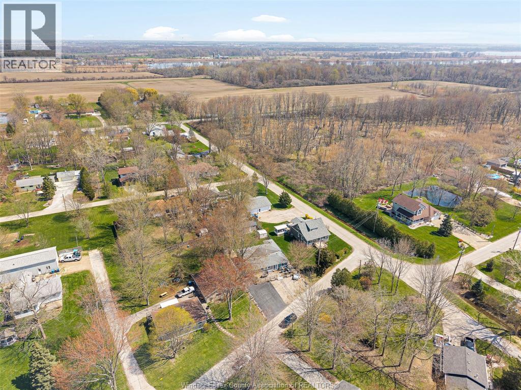 175 CLAREMONT LANE - 22