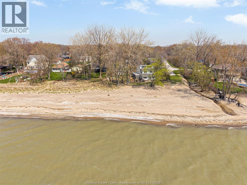 175 CLAREMONT LANE - 23