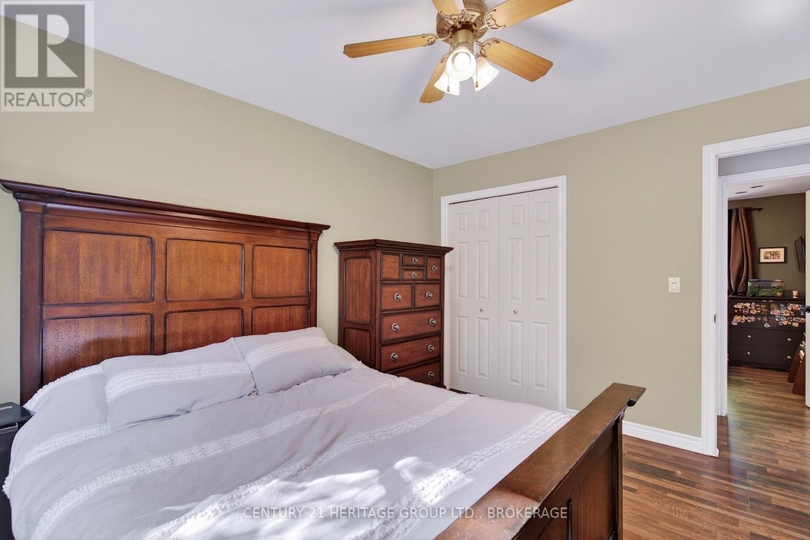 825 ALLUM AVENUE - 26