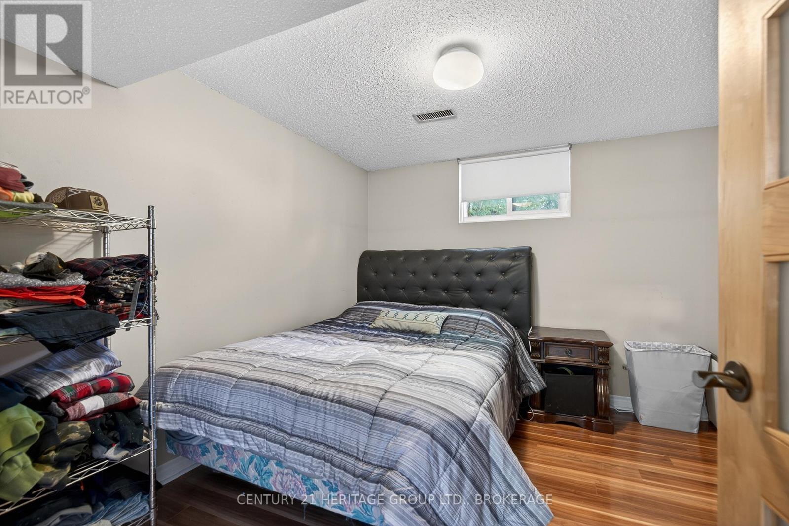 825 ALLUM AVENUE - 39