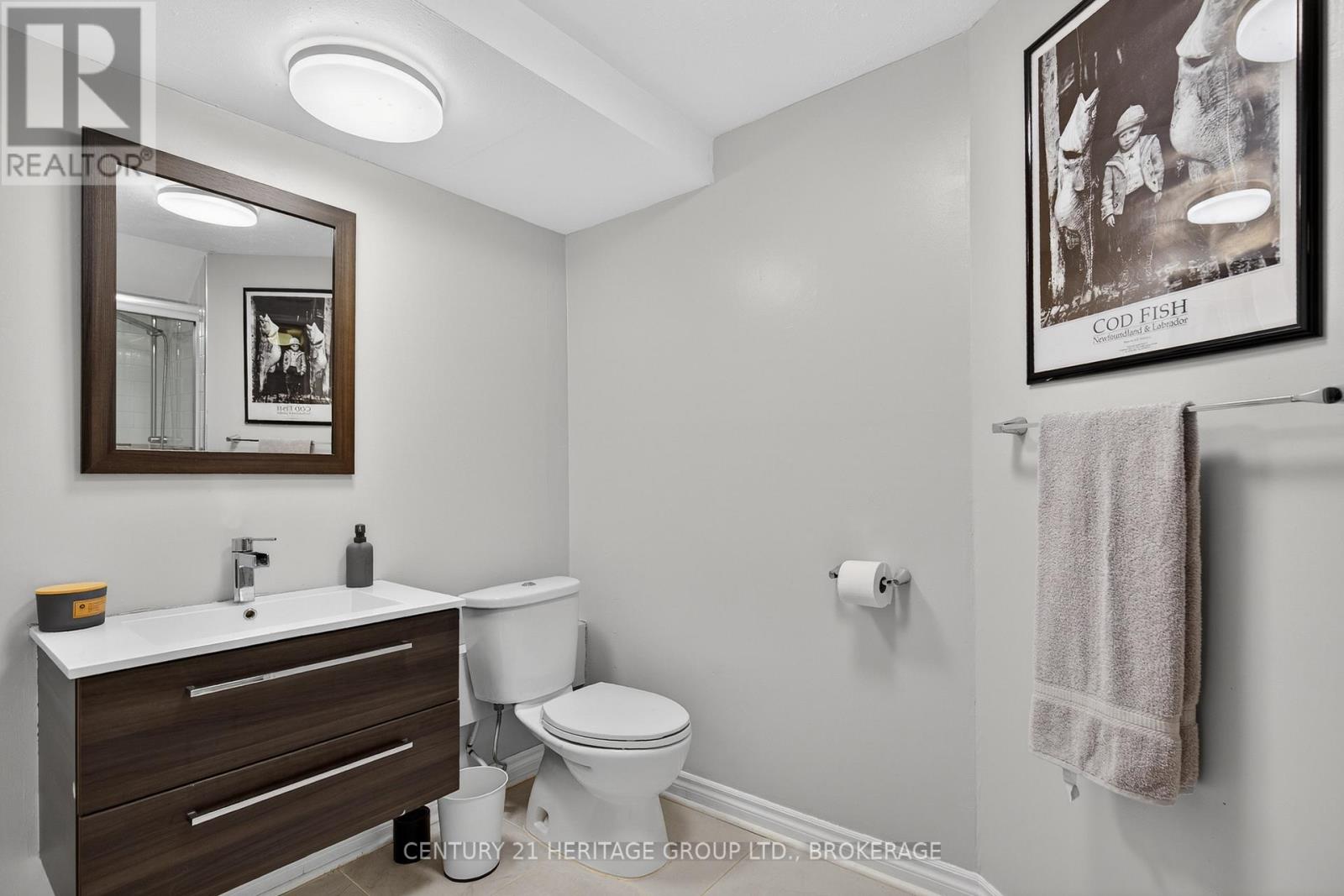 825 ALLUM AVENUE - 41