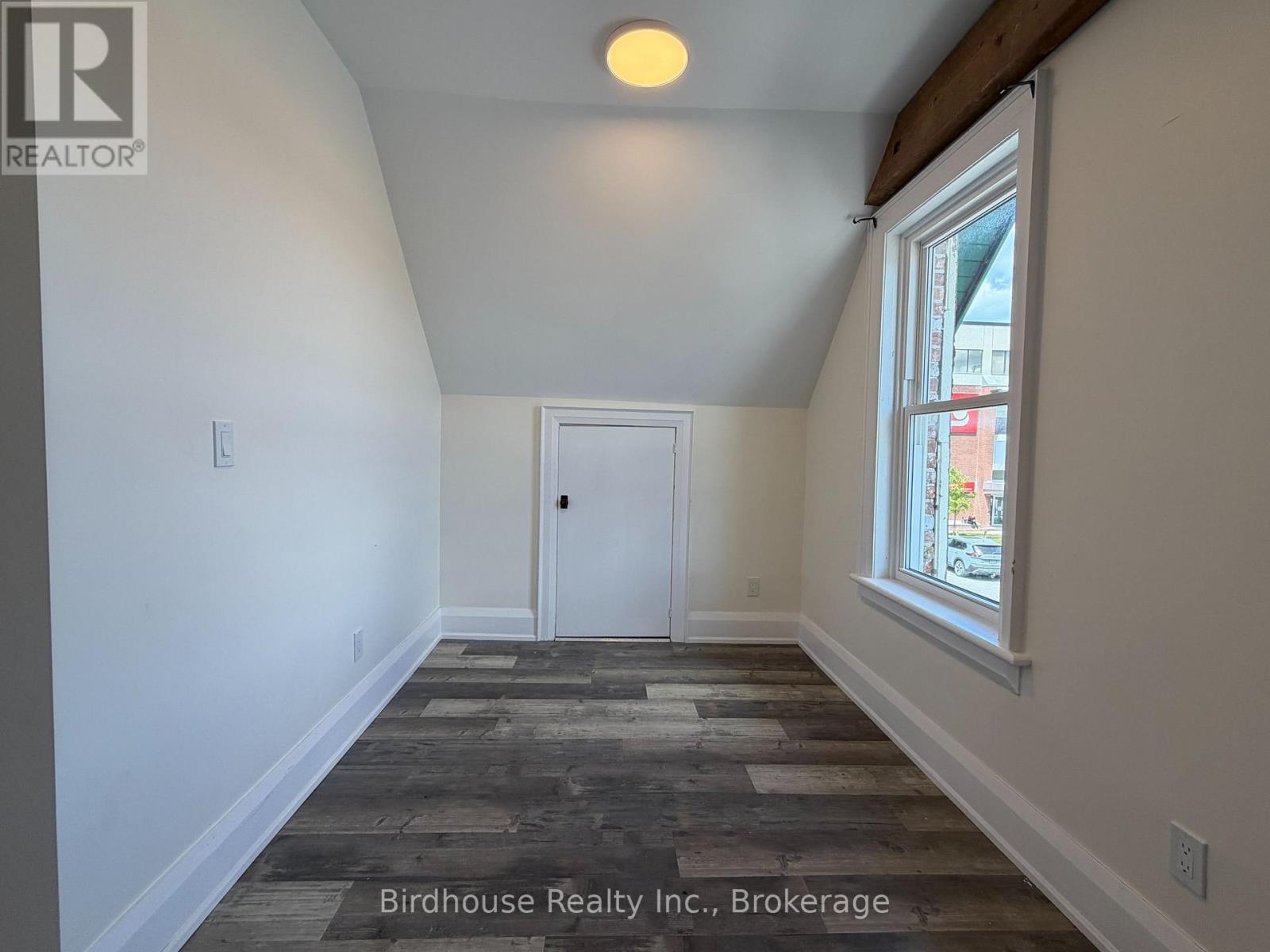 UNIT 1-19 - 19 CAMBRIDGE STREET S
