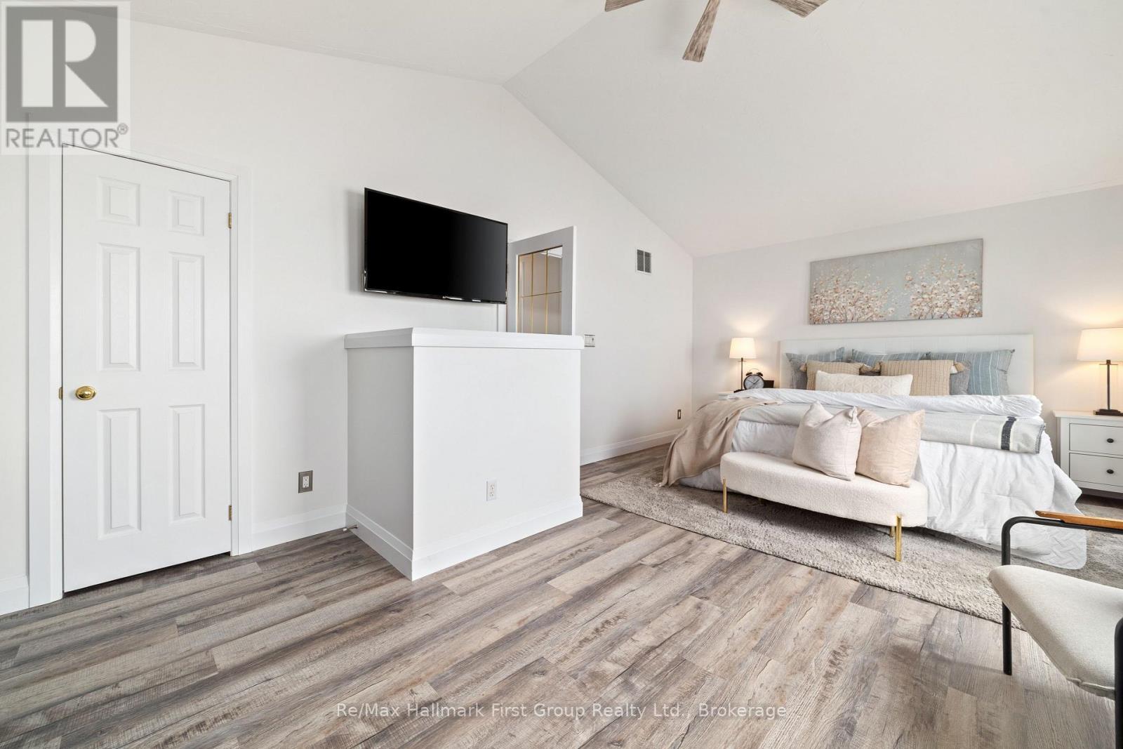 44 GREENWAY CIRCLE - 23