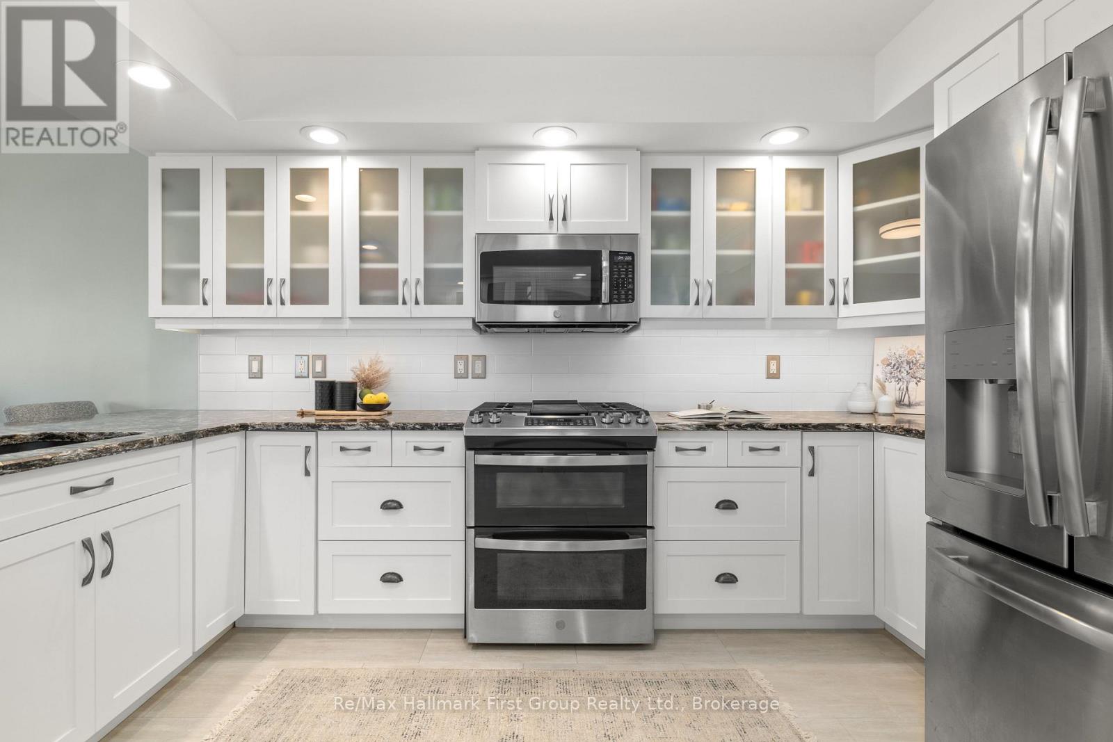 44 GREENWAY CIRCLE - 8