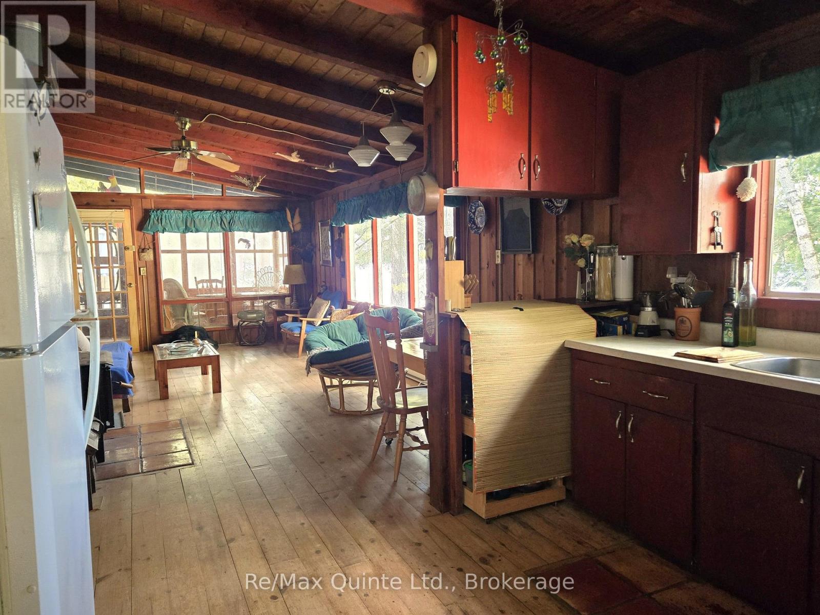 1261A SHAWENEGOG LAKE LANE - 13