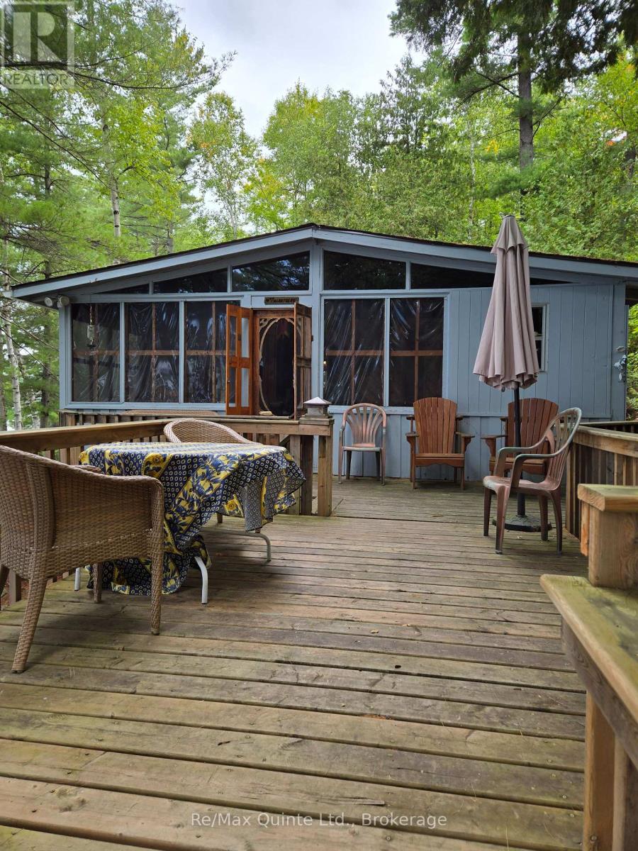 1261A SHAWENEGOG LAKE LANE - 25
