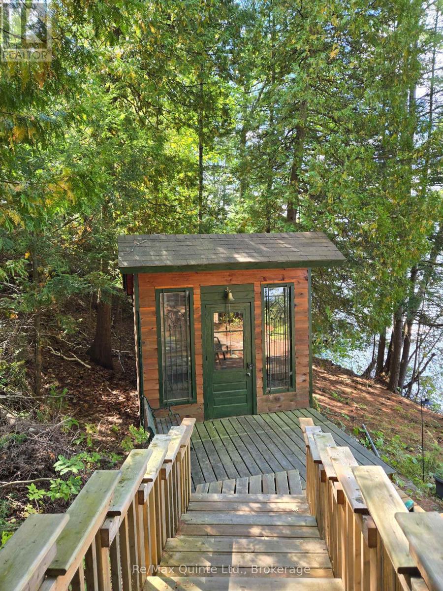 1261A SHAWENEGOG LAKE LANE - 30