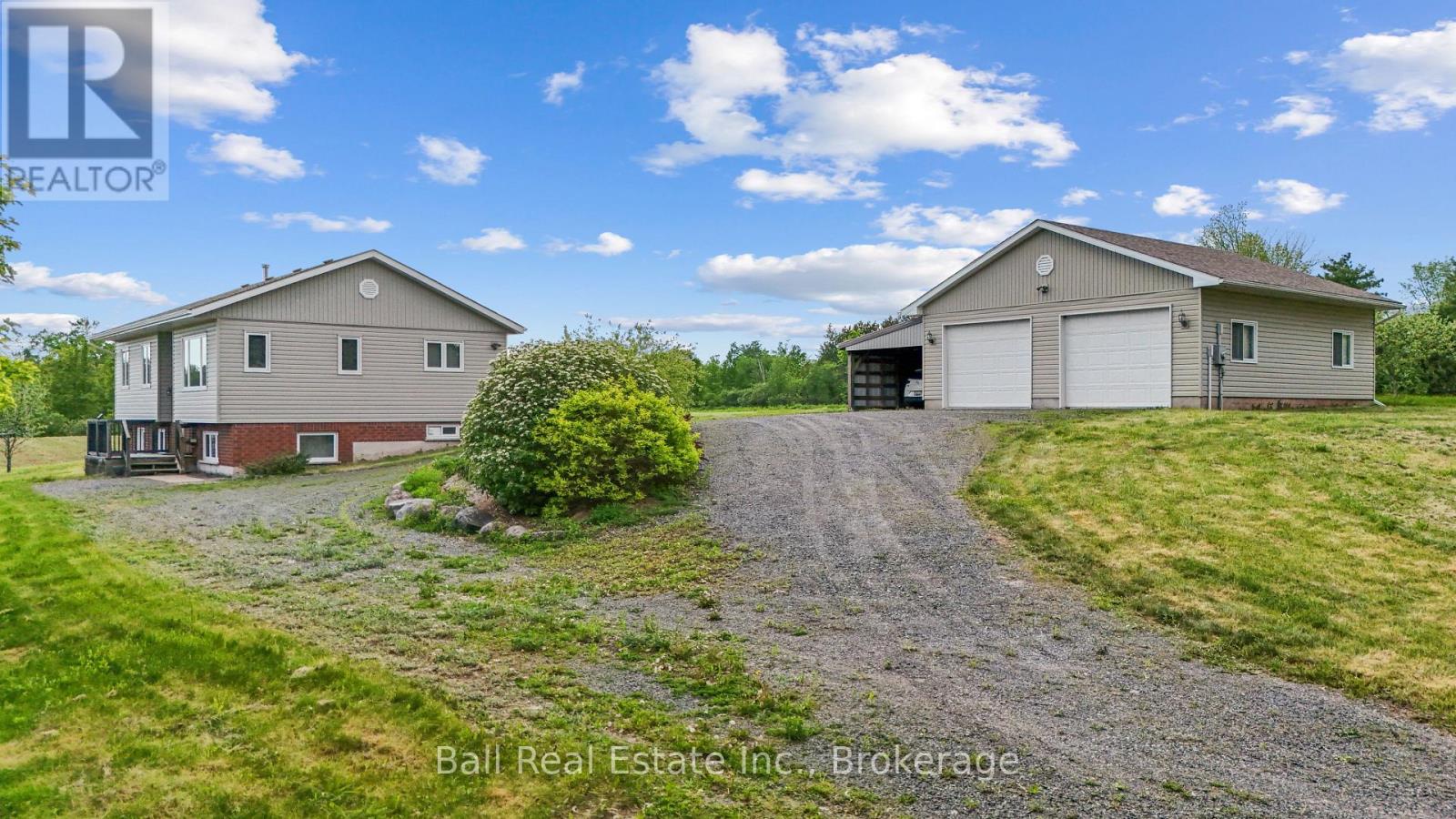 1869 VANSICKLE ROAD - 2