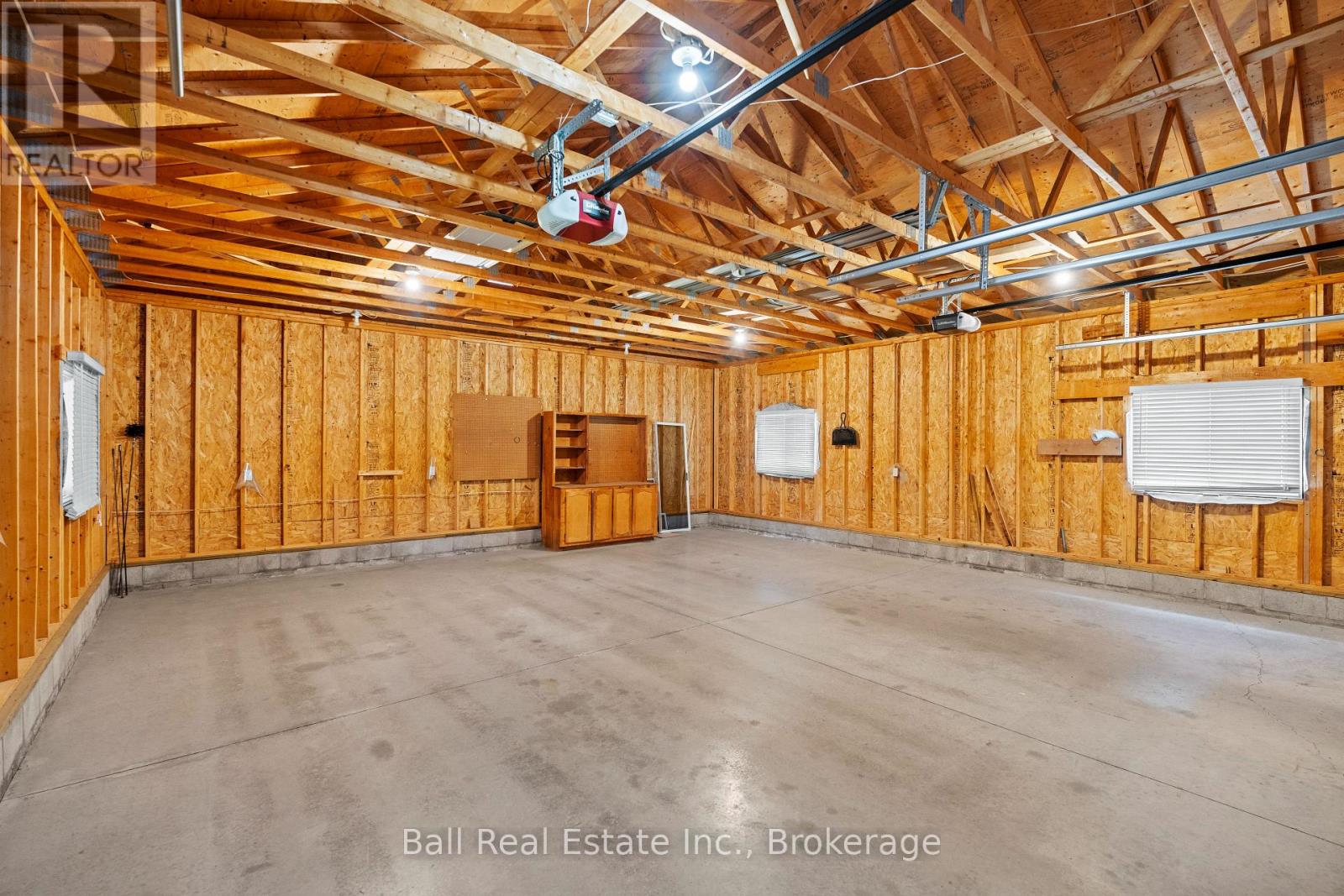 1869 VANSICKLE ROAD - 40