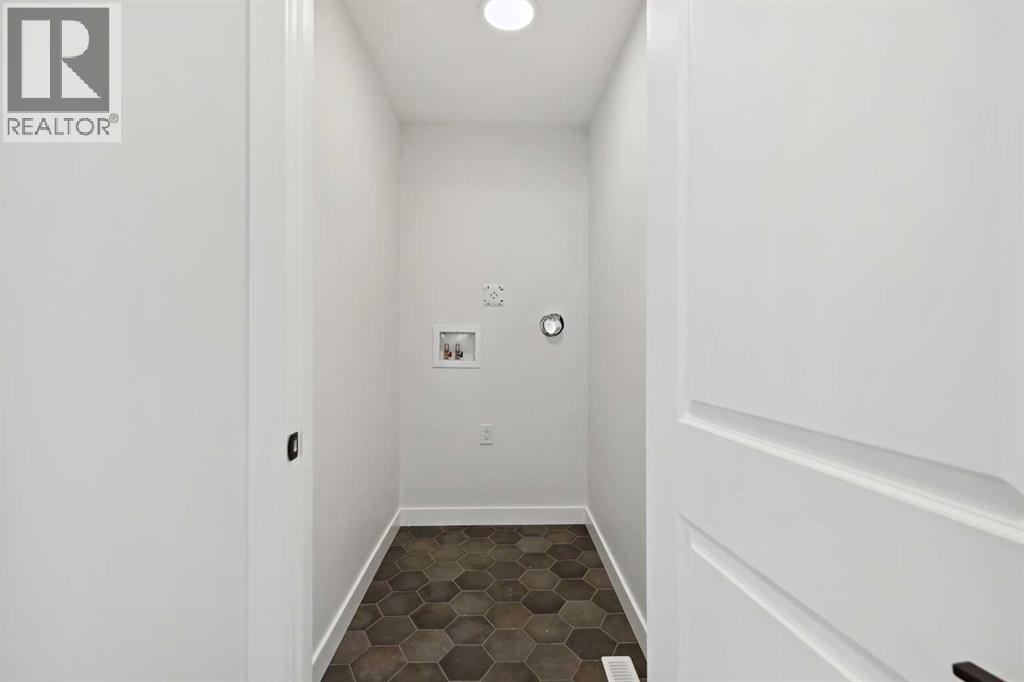 414 River Avenue — photo 42