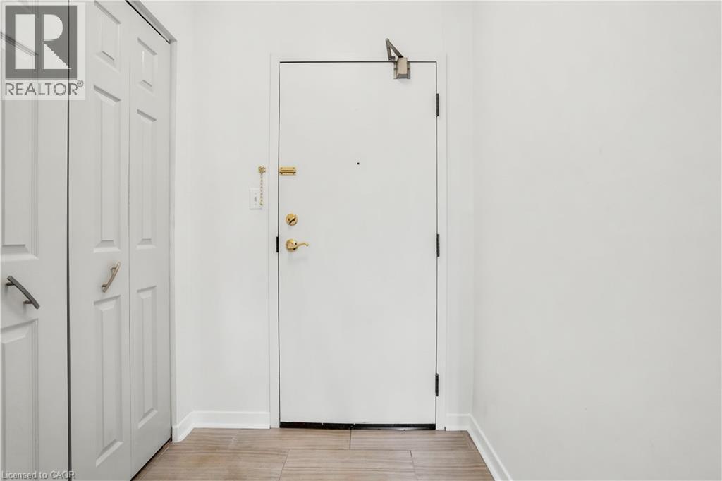 #404 23 MAIN Street - 4