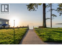 301 5388 Hill Rise Terr, Saanich, BC V8Y3K3 Photo 41