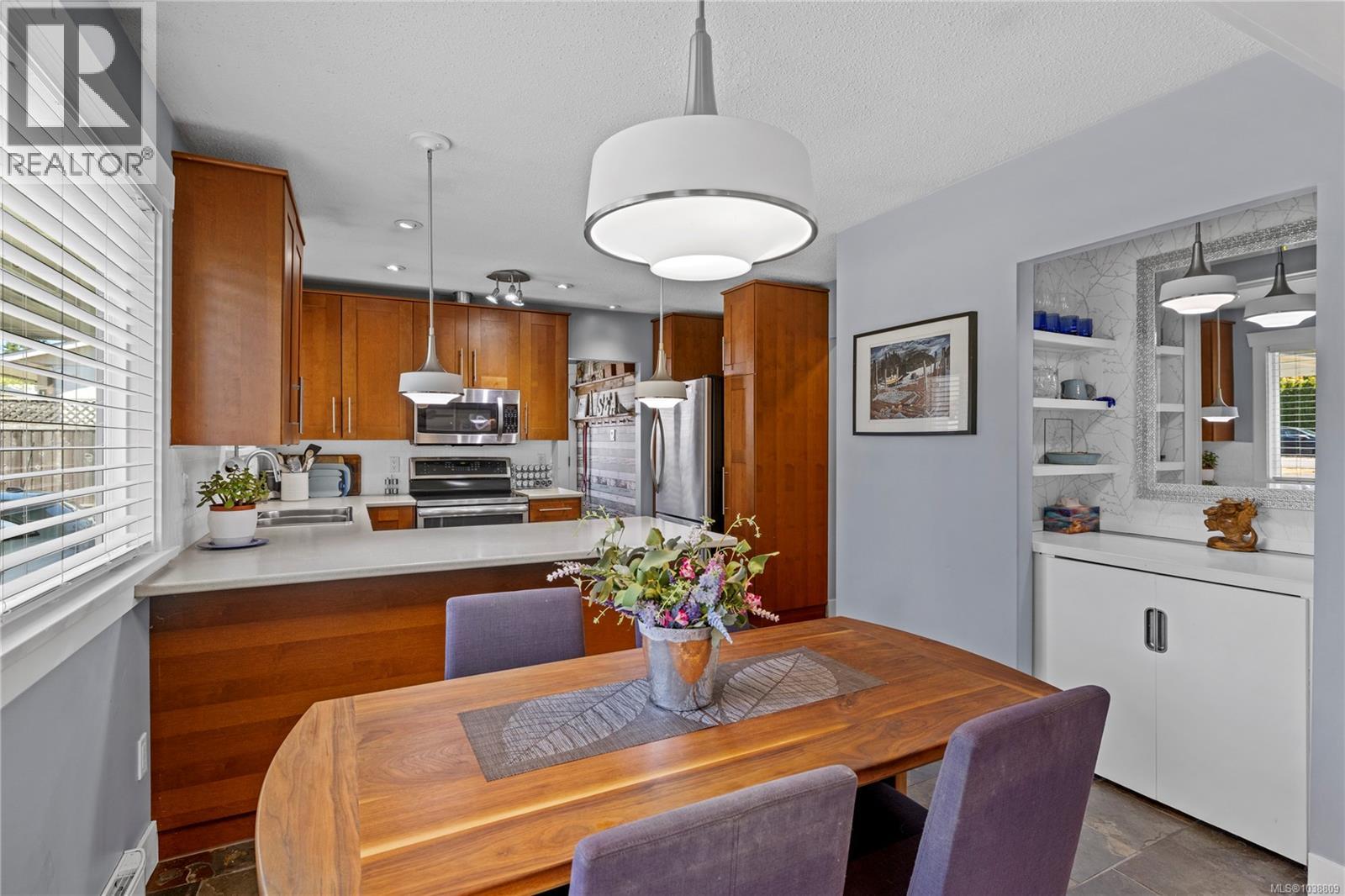 1527 Dalmatian Dr - 13