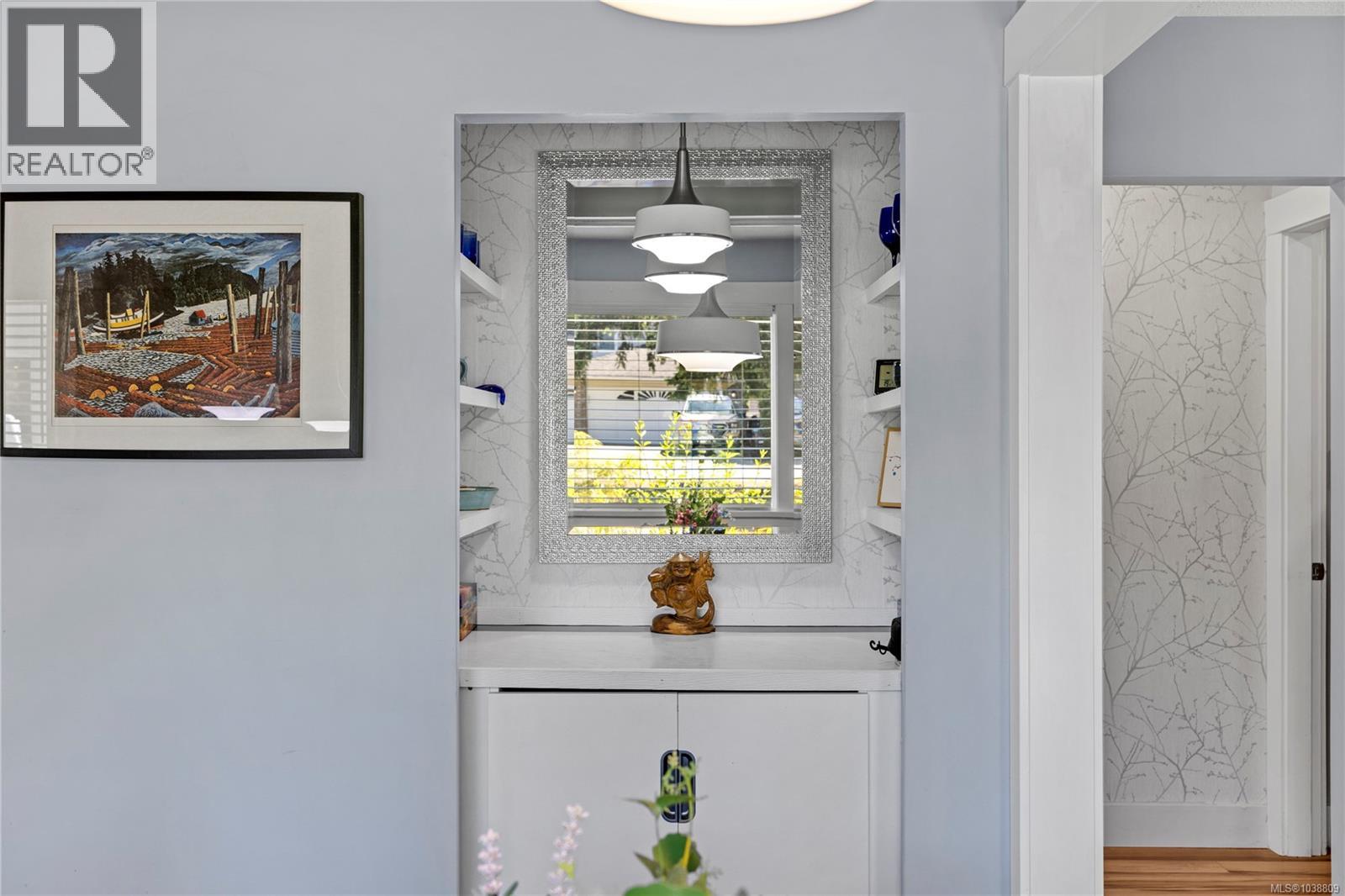 1527 Dalmatian Dr, Parksville