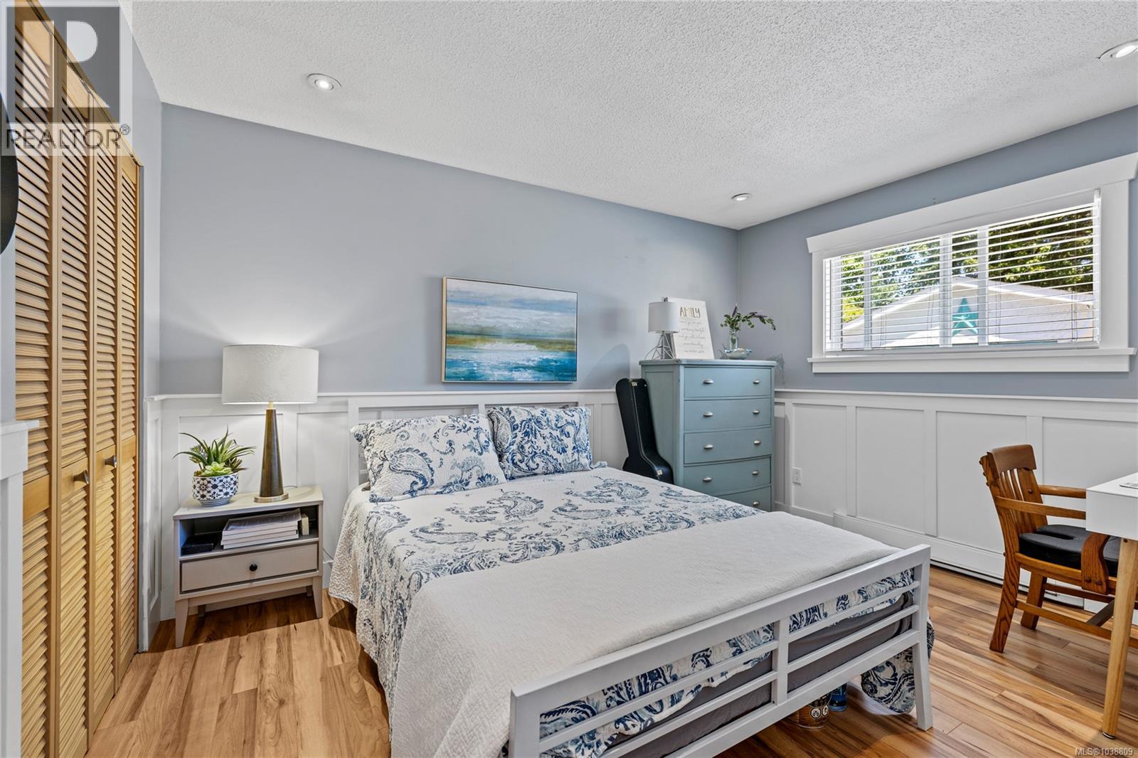 1527 Dalmatian Dr, Parksville