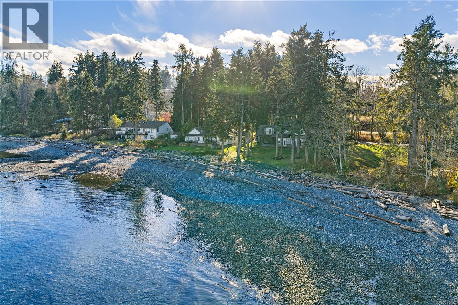 3983 Appian Way, Campbell River