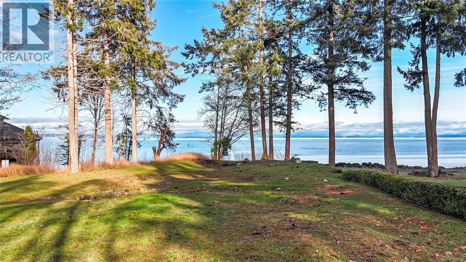 3983 Appian Way, Campbell River