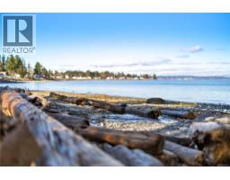 3983 Appian Way, Campbell River, BC V9H1G3 Photo 9