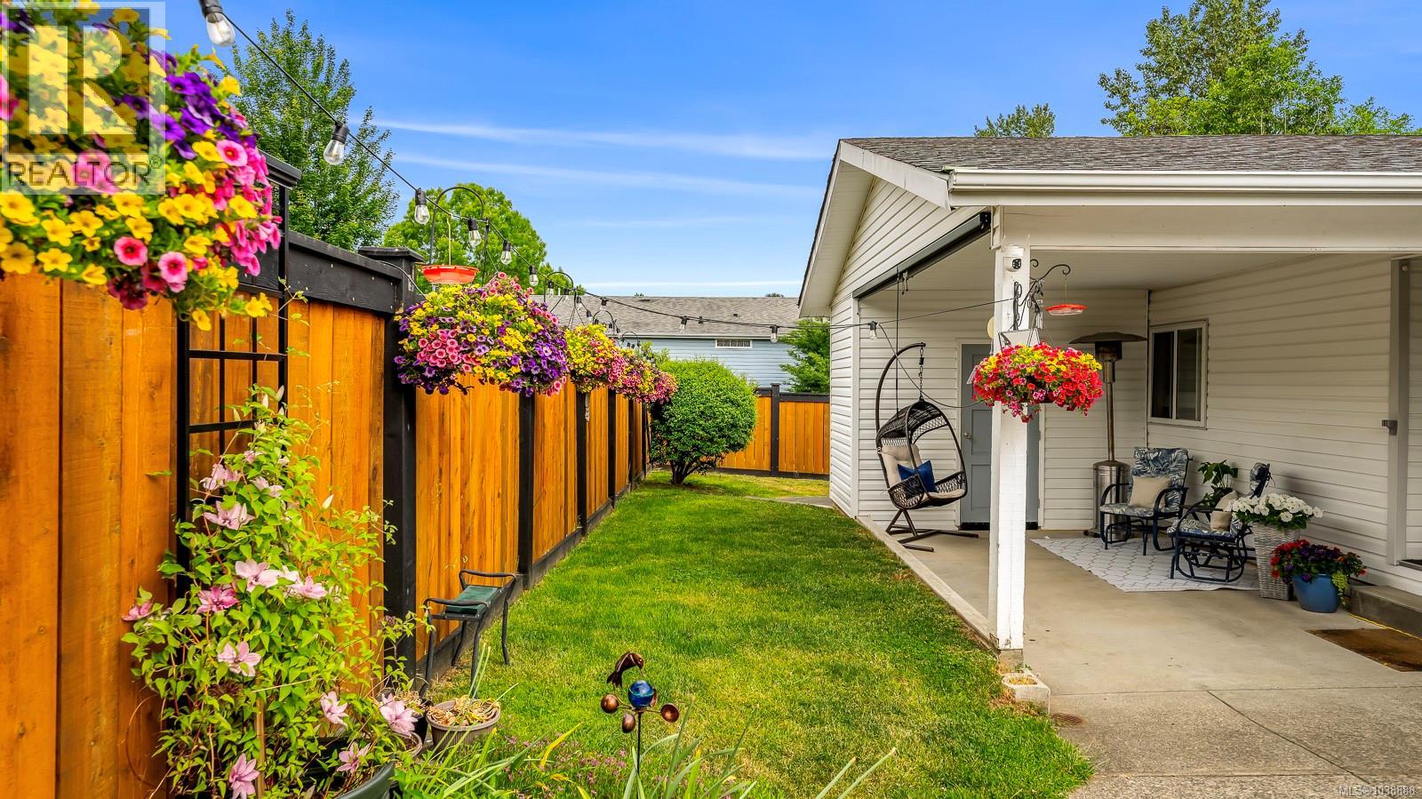 102 2200 Lambert Dr, Courtenay