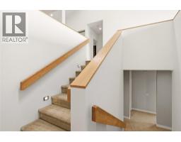 448 Viewcrest Road, Kelowna, BC V1W4K1 Photo 34