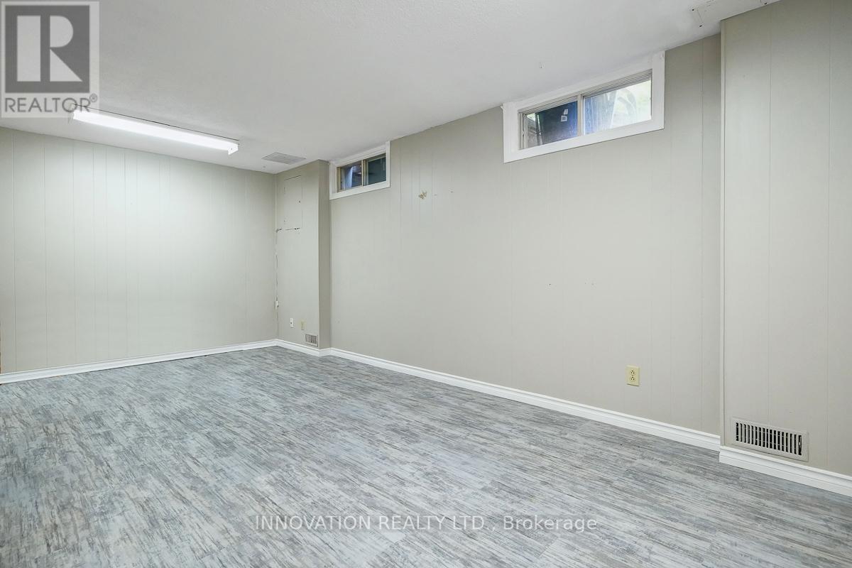 2113 STONEHENGE CRESCENT - 26