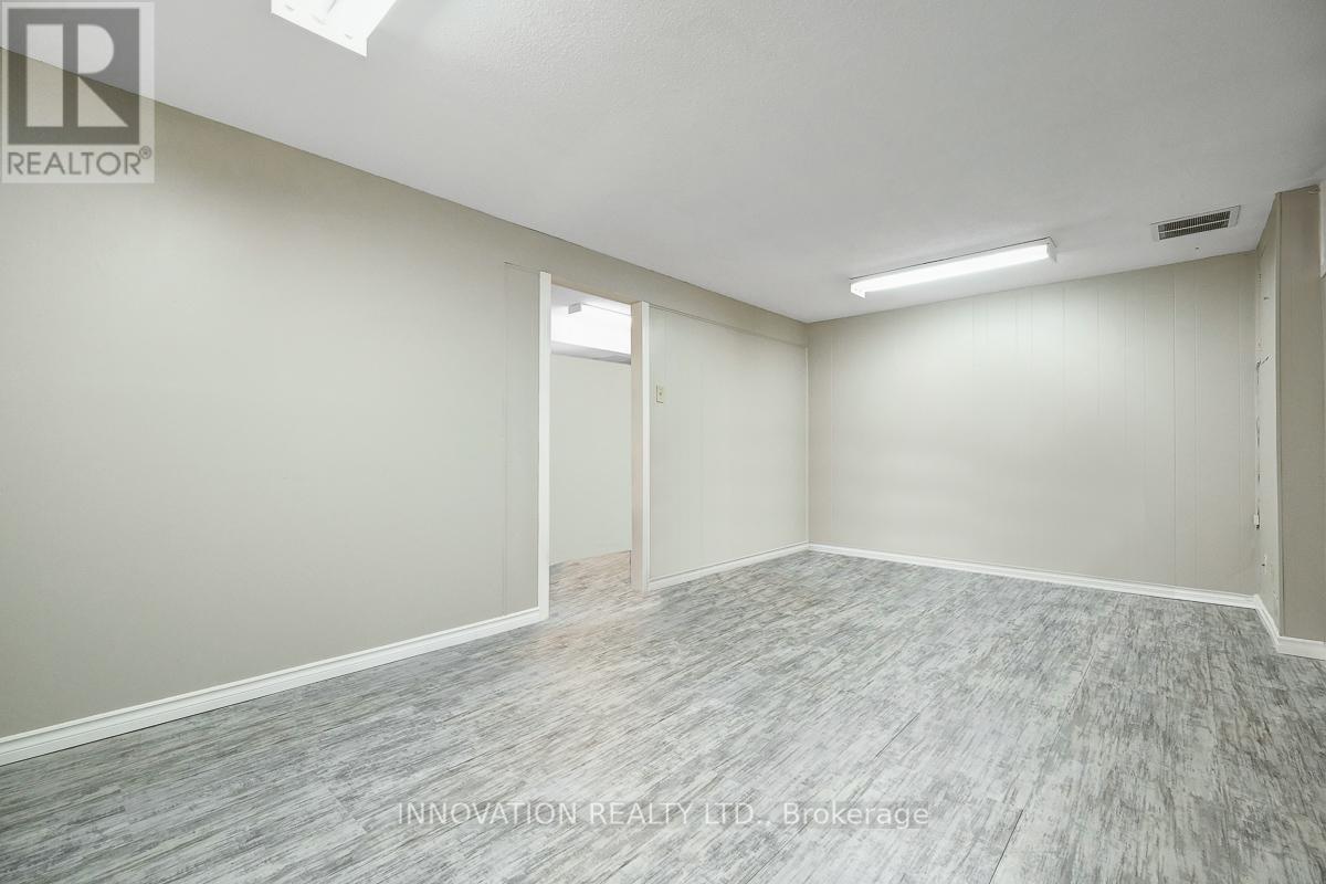 2113 STONEHENGE CRESCENT - 28