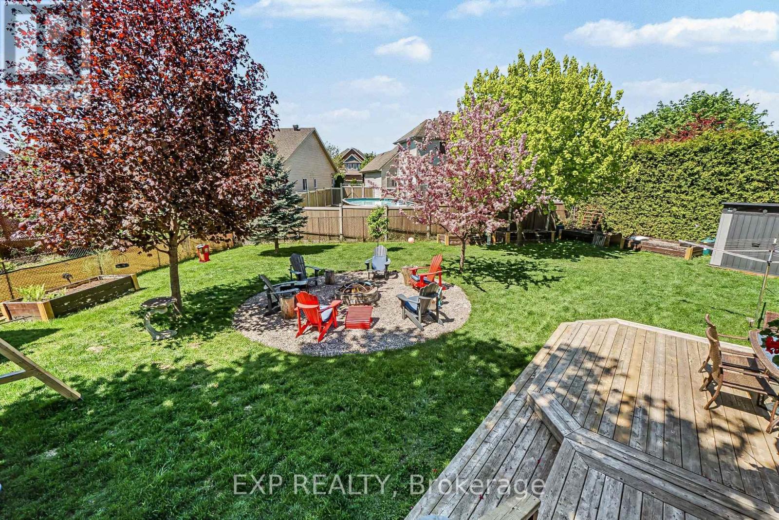 217 JASPER CRESCENT - 38