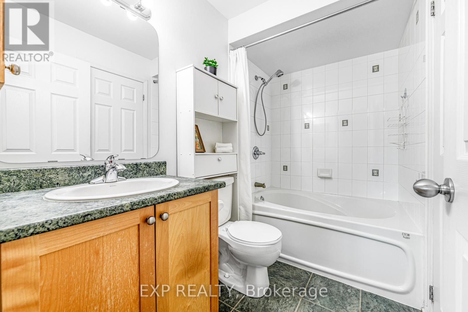 102 GATESTONE PRIVATE - 21