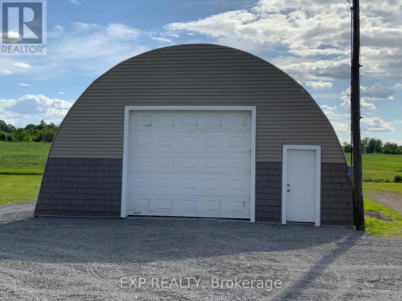 1526 LANDRY STREET - 28