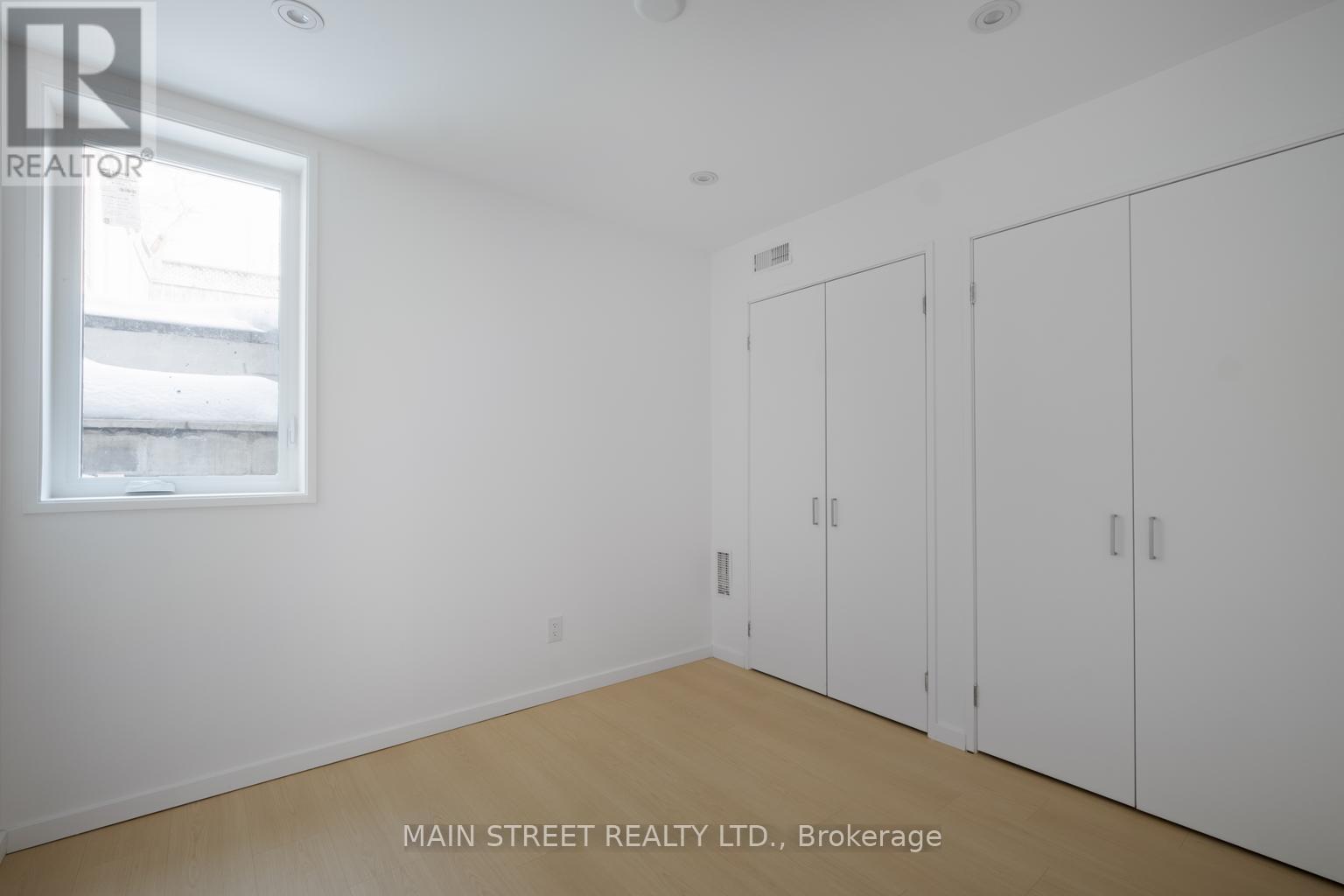 523 CRAVEN ROAD - 19
