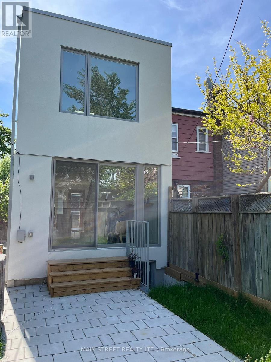 523 CRAVEN ROAD - 25