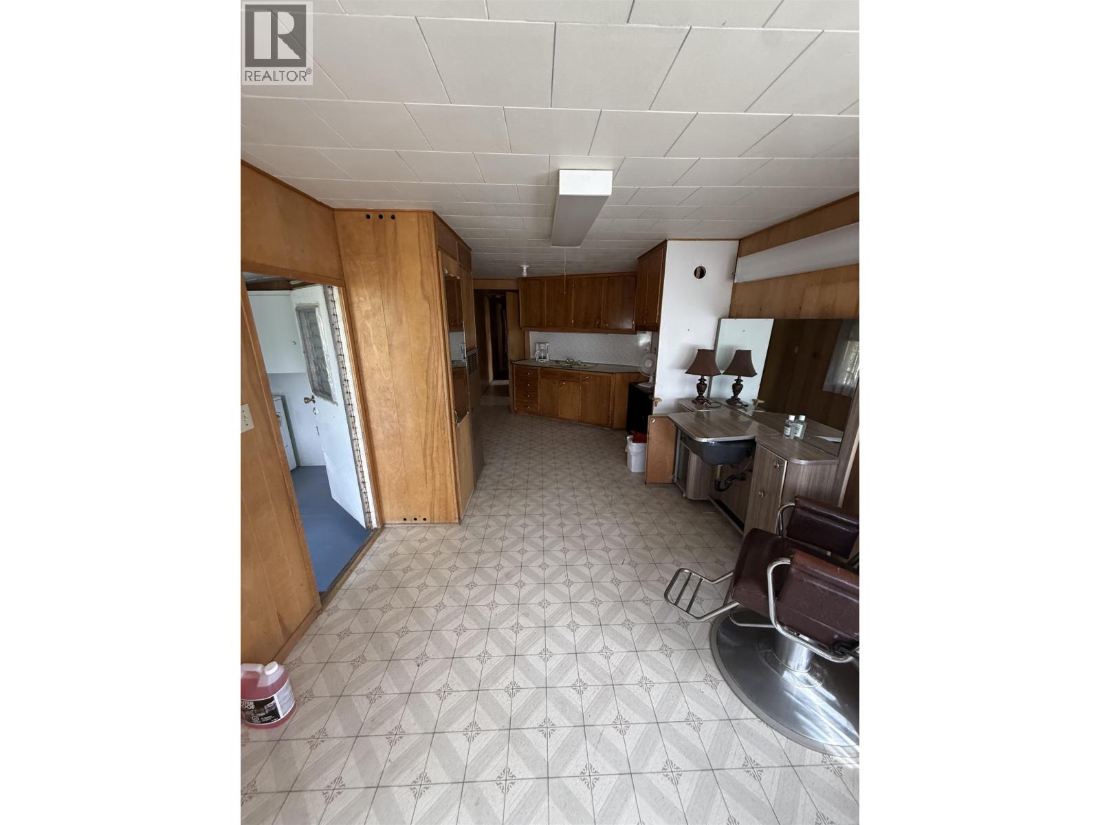 10105 PAQUETTE AVENUE - 4
