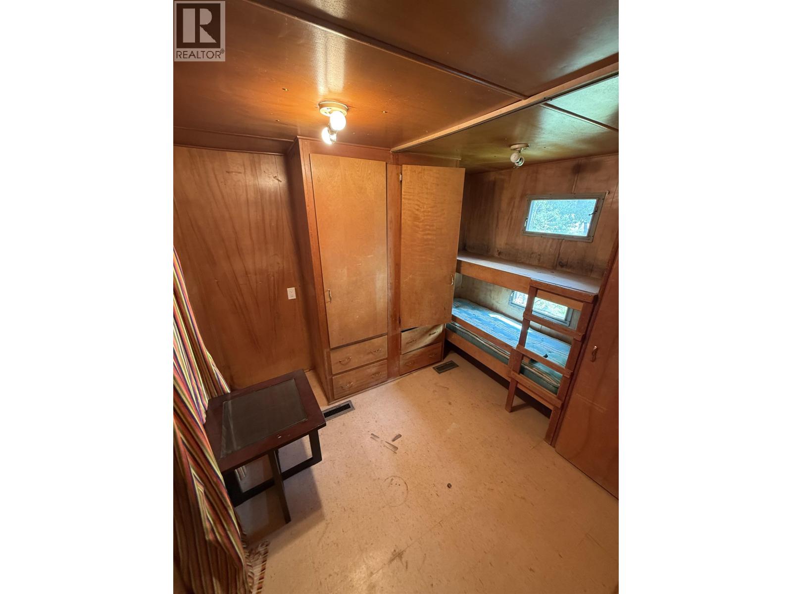 10105 PAQUETTE AVENUE - 7