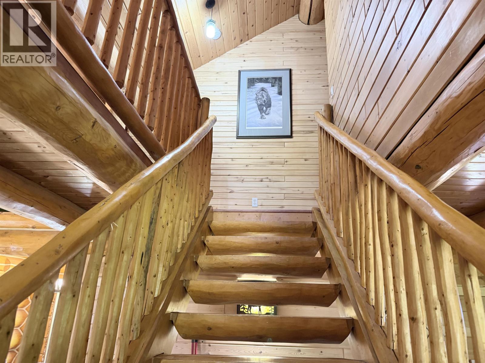 2827 WOODRIDGE ROAD - 22