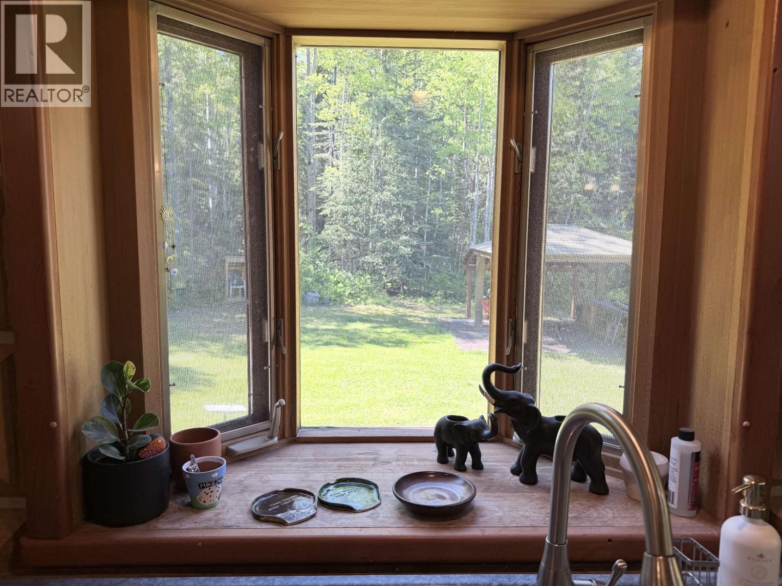 2827 WOODRIDGE ROAD - 7